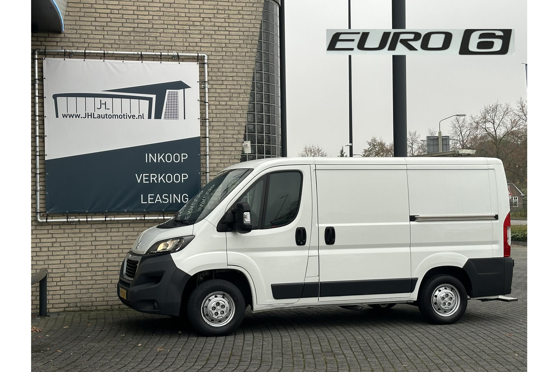 Peugeot Boxer 330 2.0 BlueHDI L1H1*A/C*CRUISE*NAVI*HAAK*TEL*CAM*